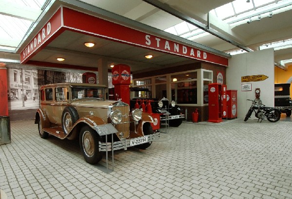 Tankstelle August Horch